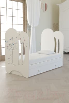 Детская кроватка VDK Wind Tree с маятником и ящиком 5
