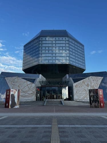 Автобусная экскурсия по Минску 6