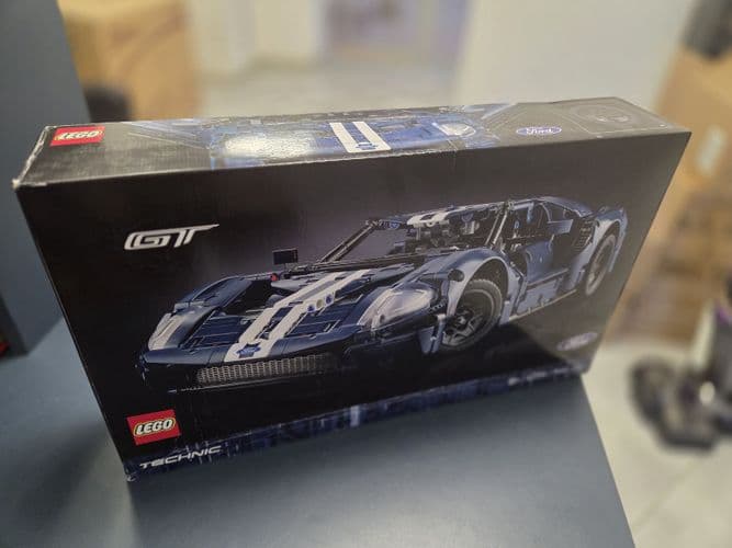 LEGO Technic 42154 2022 Ford GT