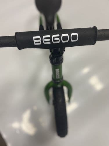 Беговел Begoo Aviator Лёгкий цвет Изумруд 3