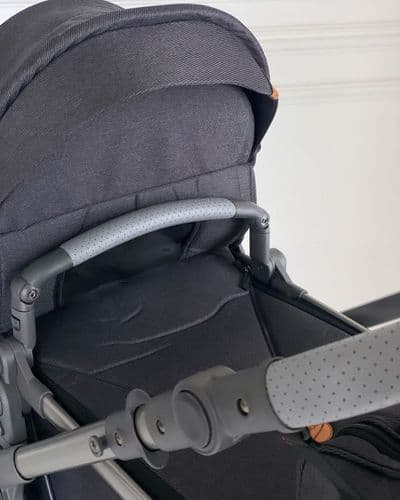 Коляска трансформер 2 в 1/3 в 1 Luxmom v8 2