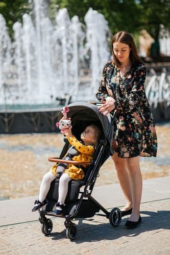 СНИЖЕНИЕ ЦЕНЫ Лёгкая/КОМПАКТНАЯ 4Baby Twizzy Premium 5,5кг 4