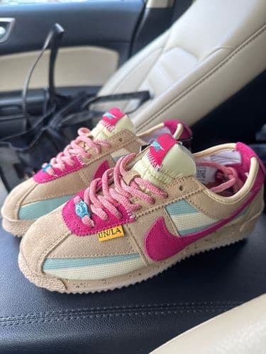 Кроссовки Nike