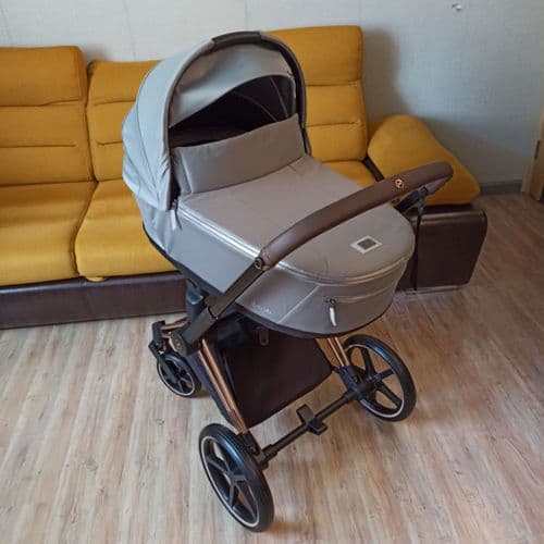 Новая коляска Cybex Priam IV Rose Gold 4-в-1 4