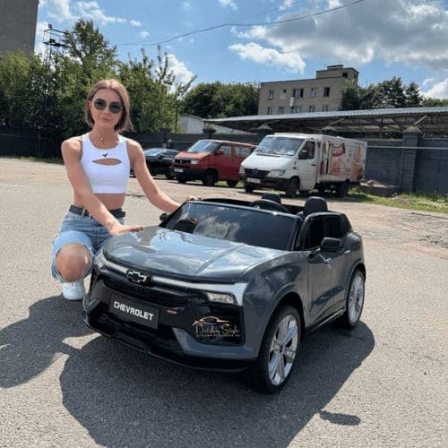Детский электромобиль Chevrolett Blazer 4х4 Лицензия (серый)