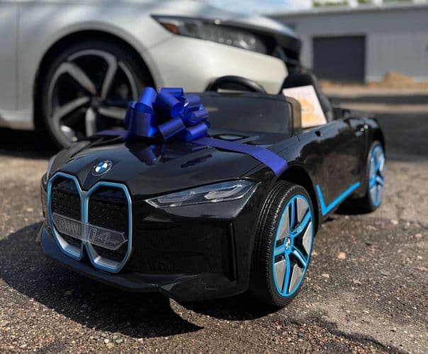 Детский электромобиль BMW i4 Лицензия (черный)