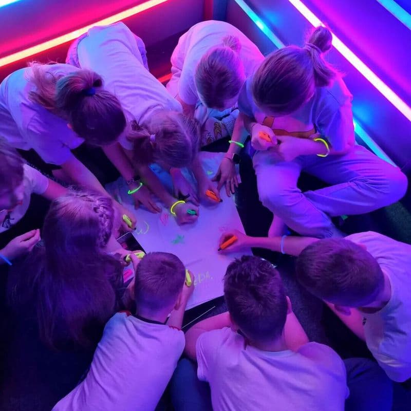 Neonpark 78