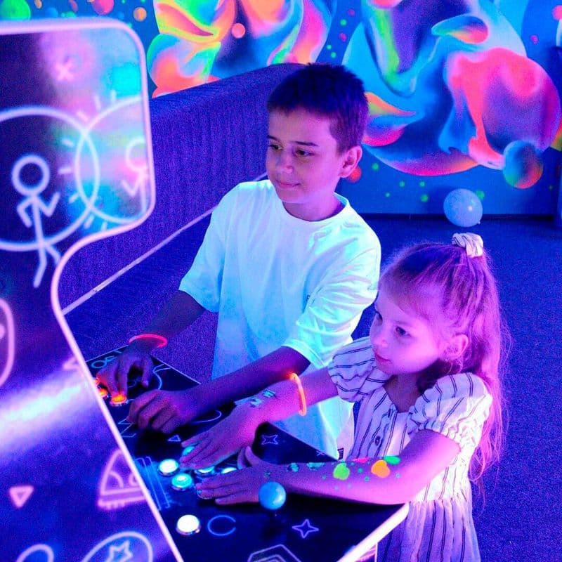 Neonpark 76