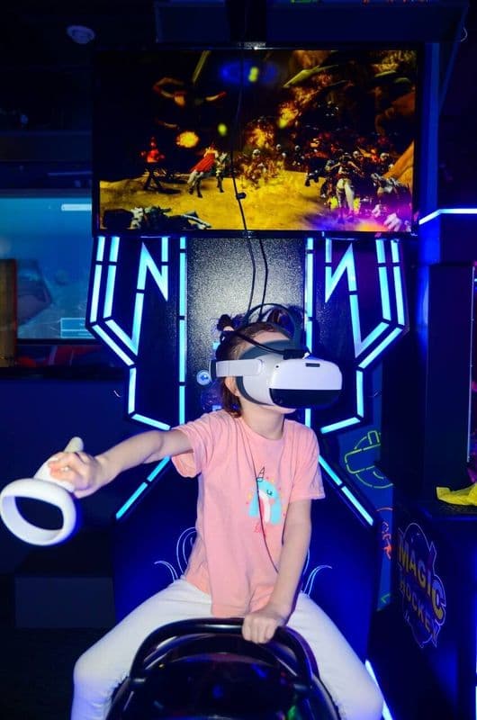 Neonpark 28