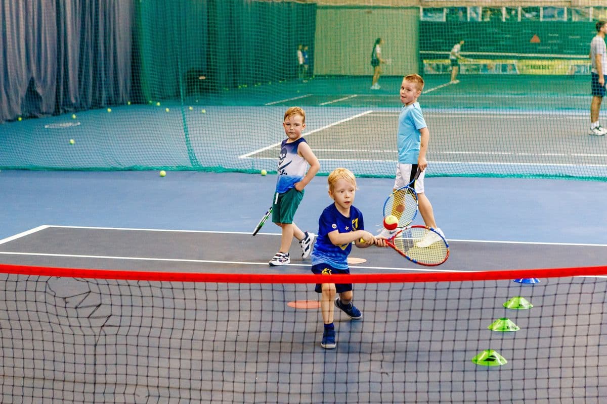 Max Mirnyi Center 32