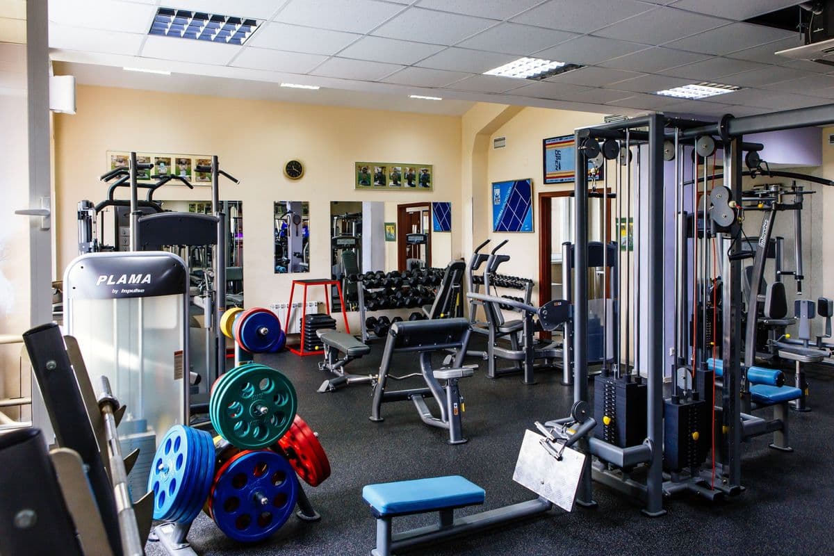 Max Mirnyi Center 17
