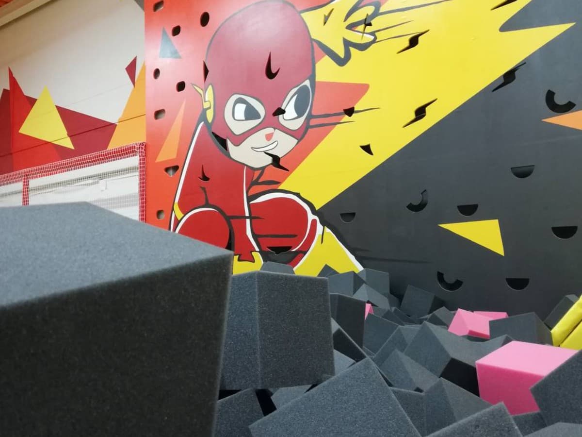 Выпускной на батутах в Flash Park 1
