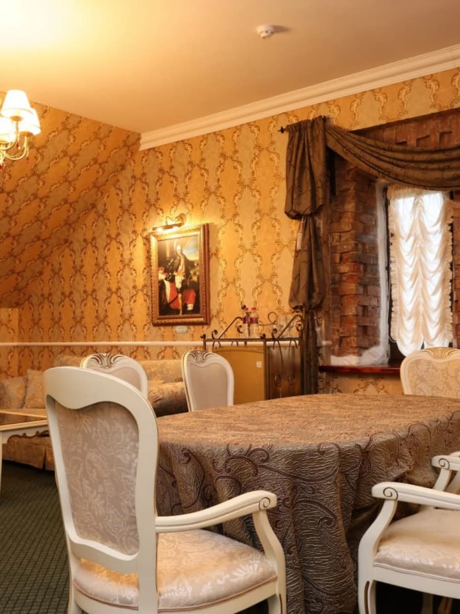 БУТИК-ОТЕЛЬ/ BOUTIQUE HOTEL в парке Сула 4
