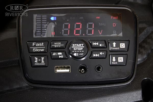 Детский автомобиль RiverToys Z707ZZ 2