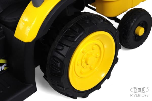 Детский автомобиль RiverToys Z333VO 9