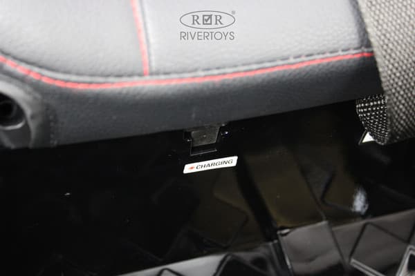 Детский автомобиль RiverToys X001XX 7