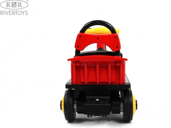 Детский автомобиль RiverToys K008AM 4