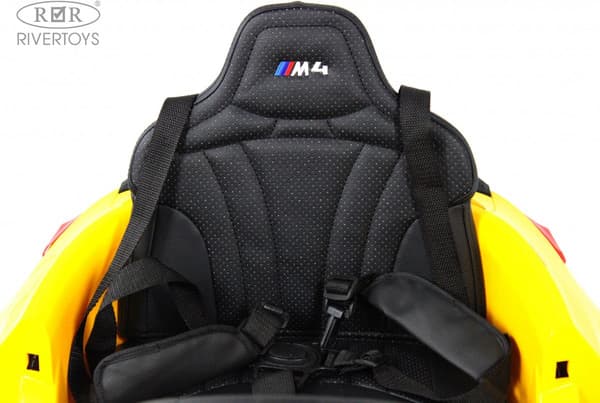 Детский автомобиль RiverToys BMW M4 / A004AA 10