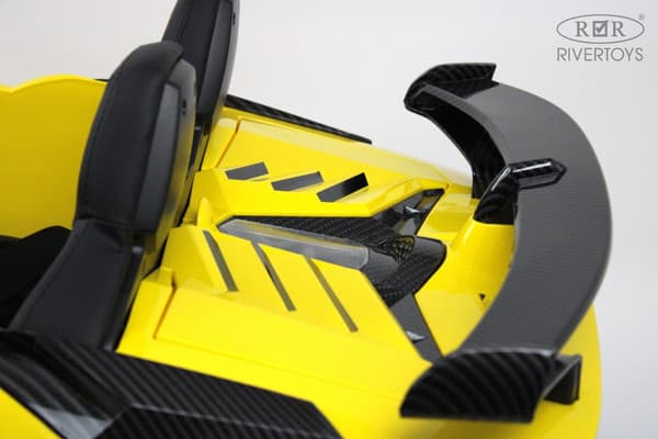 Детский автомобиль RiverToys Lamborghini Aventador SVJ A111MP 8